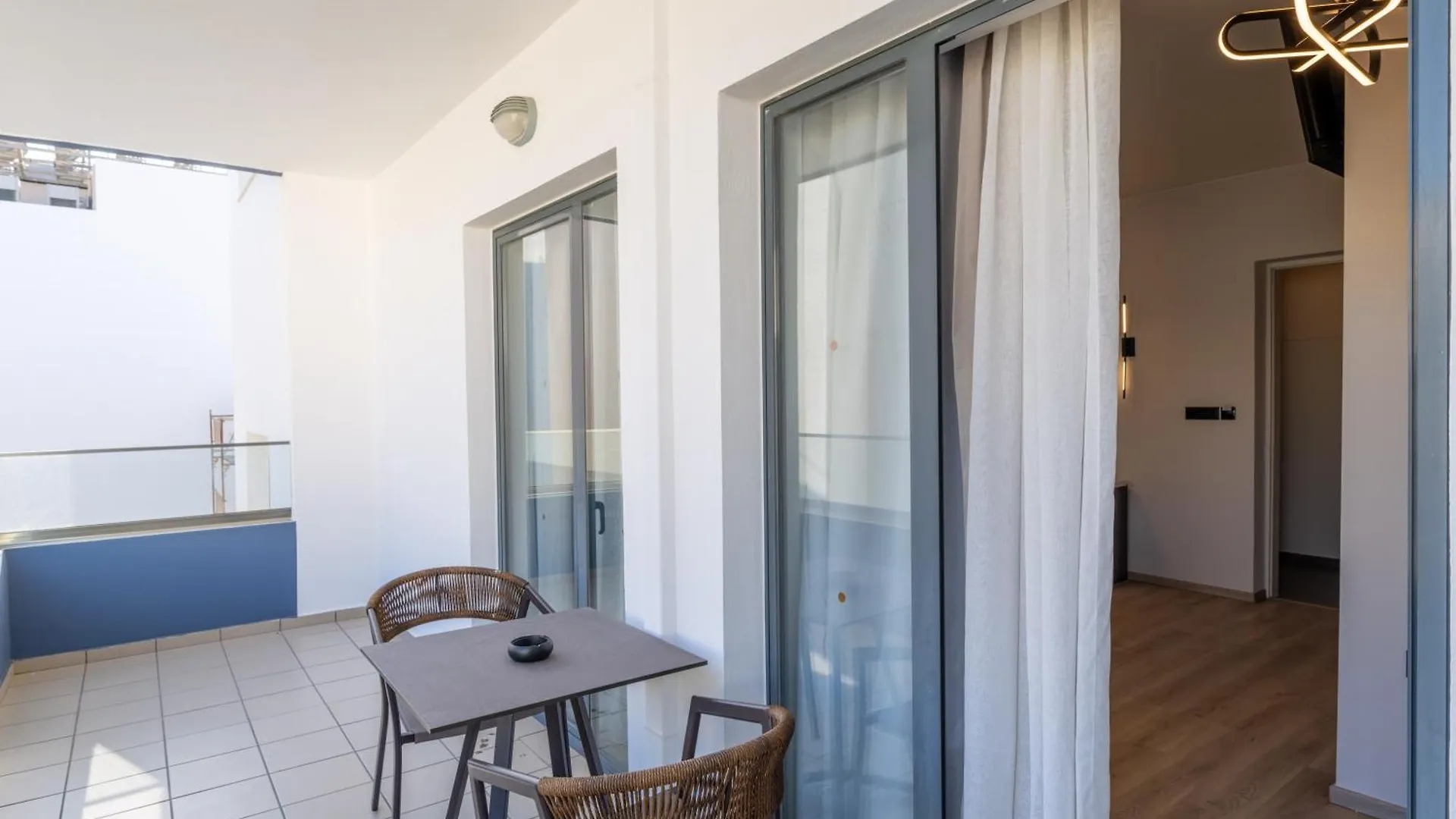 Medusa Apartments Rethymno  Aparthotel